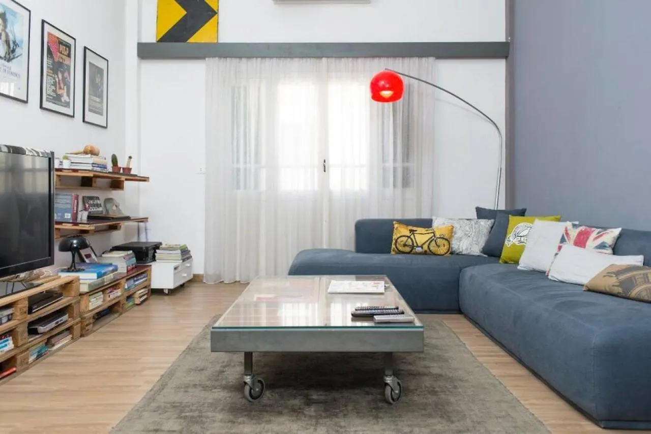 Bright Architect Home In Badawi With Rooftop بيروت
