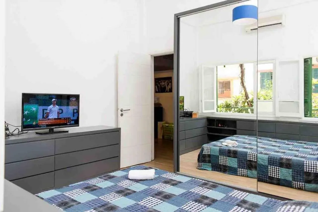 Bright Architect Home In Badawi With Rooftop بيروت